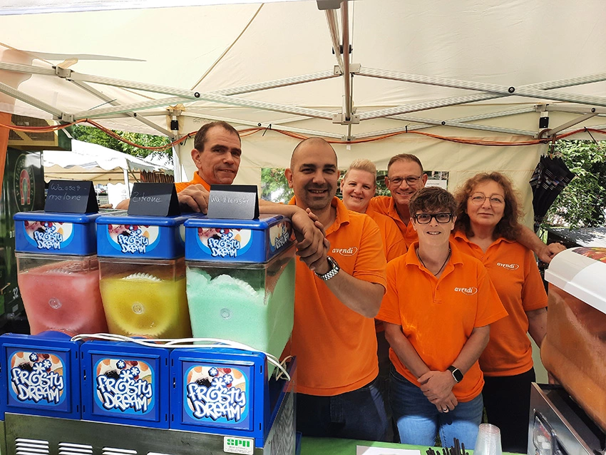 Team am Stand beim Lanz-Park-Fest