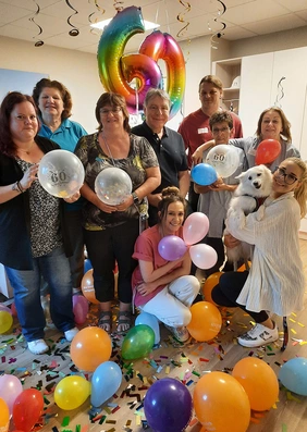 Eine tolle Überraschung gab es für Heimleiter Jürgen Stephan zu seinem 60. Geburtstag in der Pflege AM STEINSBERG. 